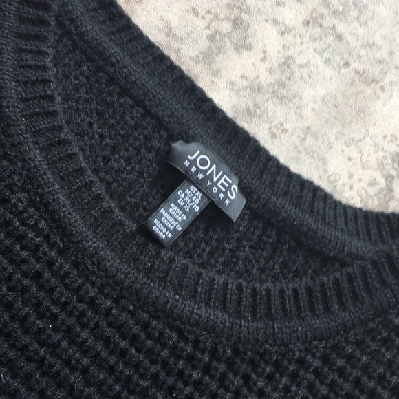 Jones New York Sweater - Picture 2 of 6